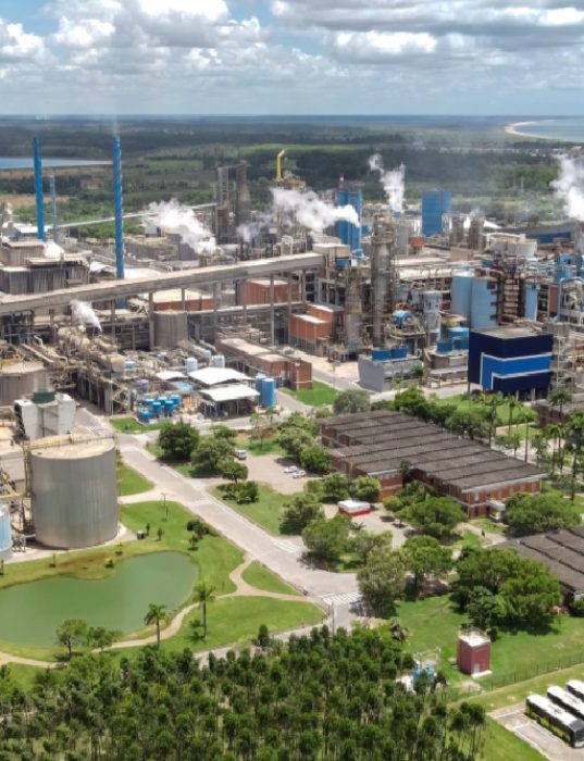 Suzano-investe-R-145-bilhao-em-seu-complexo-industrial-em-Aracruz-1 Suzano-investe-R-145-bilhao-em-seu-complexo-industrial-em-Aracruz-1